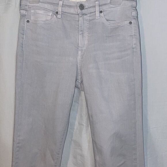 Uniqlo jeans  - Picture 2 of 11